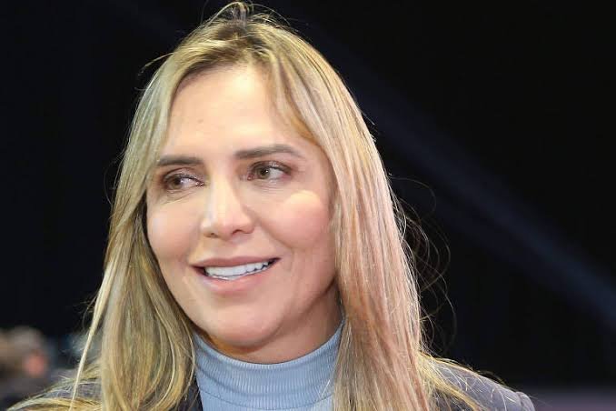 imagesPOderFolha